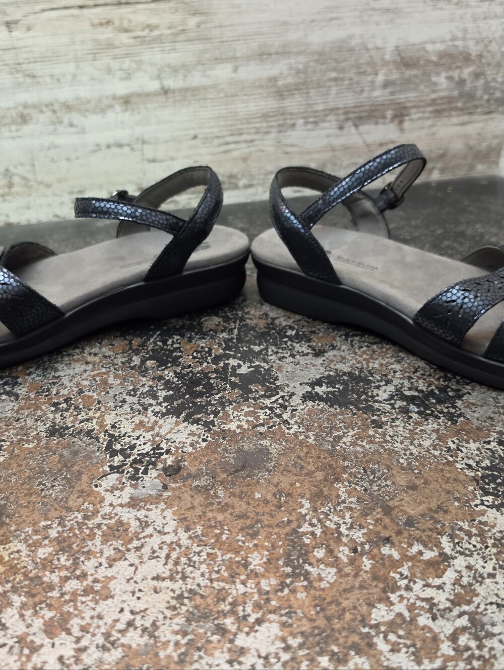 Womens SAS Sandals Shoes Sz 10 W Wide Used Made in USA Comfort Casual - Picture 4 of 11